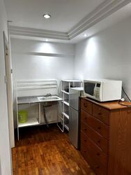 East Coast Road (D15), Apartment #637333301